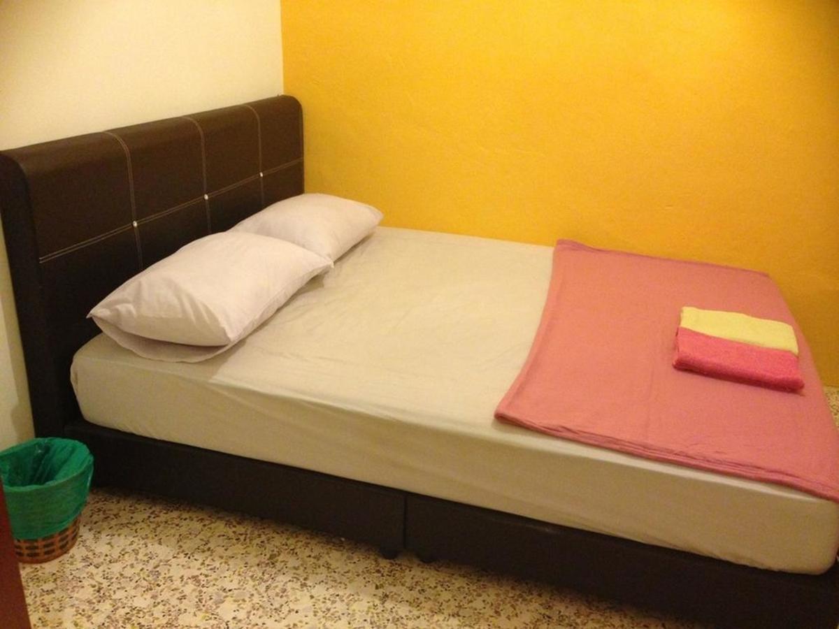 โคเคา มิวส์ คาเฟ่ แอนด์ โฮม Hotel จอร์จทาวน์ ภายนอก รูปภาพ
